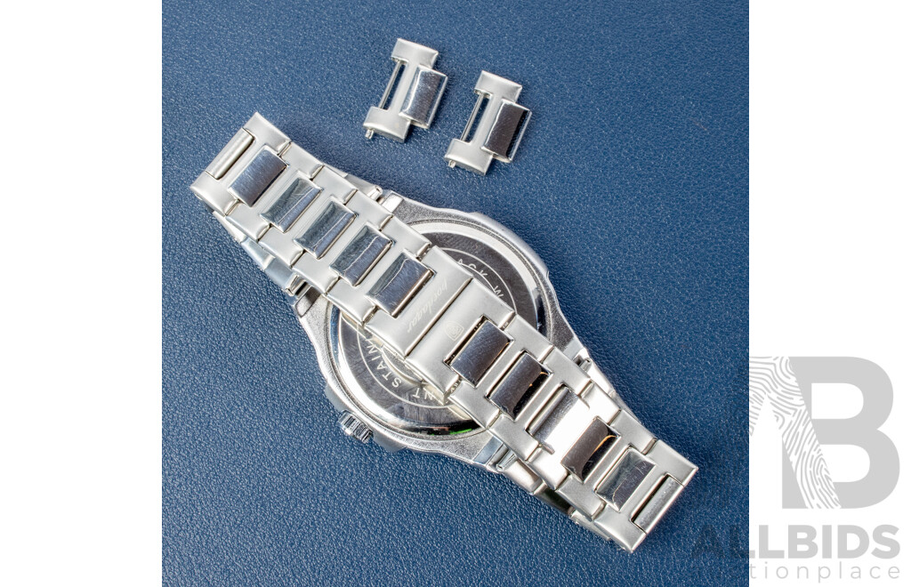 Poedagar Mens Wristwatch with Silver Green Dial and Extra Links