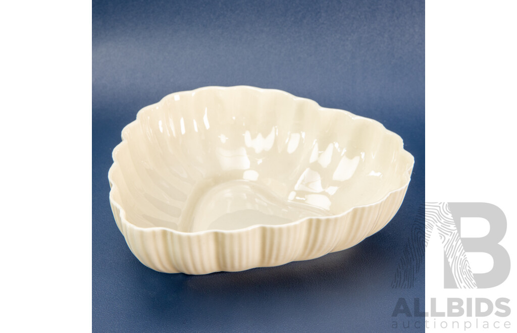 Vintage Irish Belleek Heart-Shaped Dish (Circa 1965–1980)