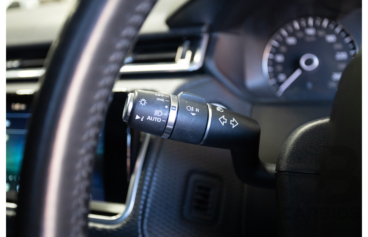 3/2018 Range Rover Velar D240 S (AWD) MY18 4D Wagon Santorini Black Metallic Turbo Diesel 2.0L