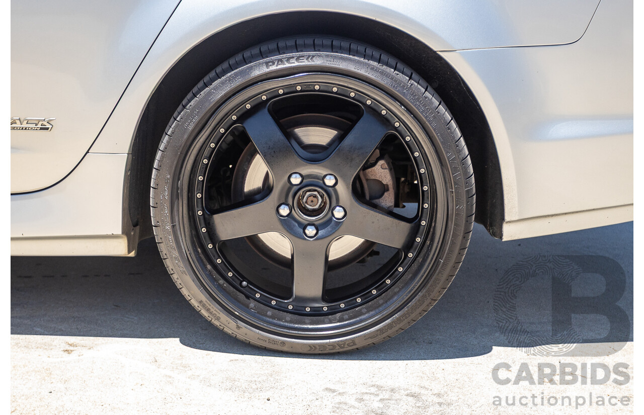 8/2016 Holden Commodore SV6 Black Edition VFII MY16 4D Sportwagon Nitrate Silver V6 3.6L