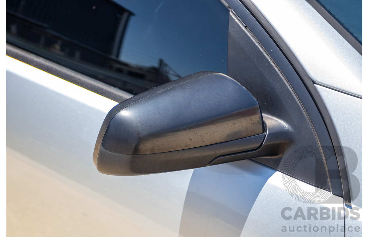 8/2016 Holden Commodore SV6 Black Edition VFII MY16 4D Sportwagon Nitrate Silver V6 3.6L