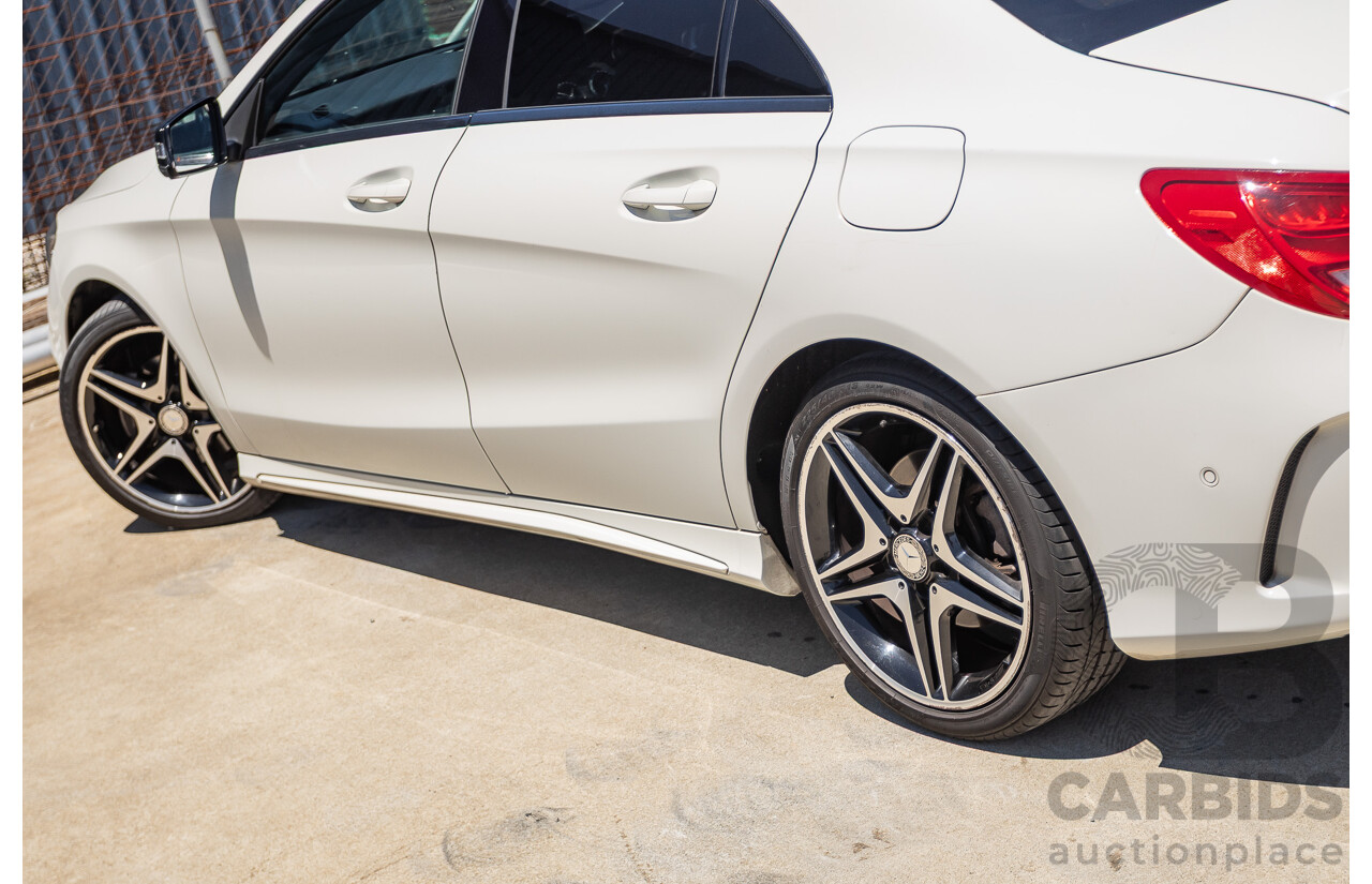 10/2014 Mercedes-Benz CLA200 117 4D Coupe Calcite White Turbo 1.6L