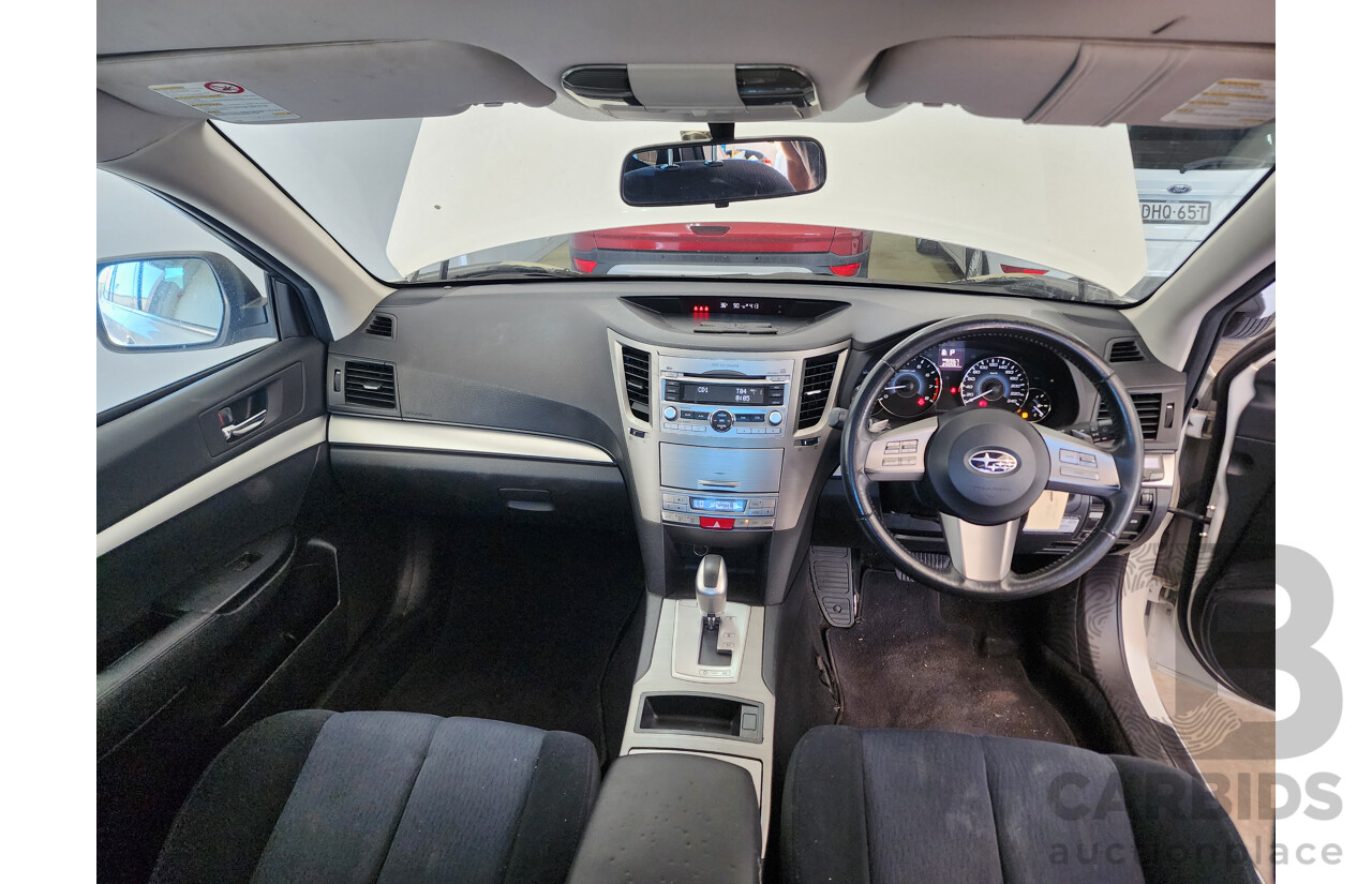 7/2010 Subaru Outback 2.5i MY10 4d Wagon White 2.5L