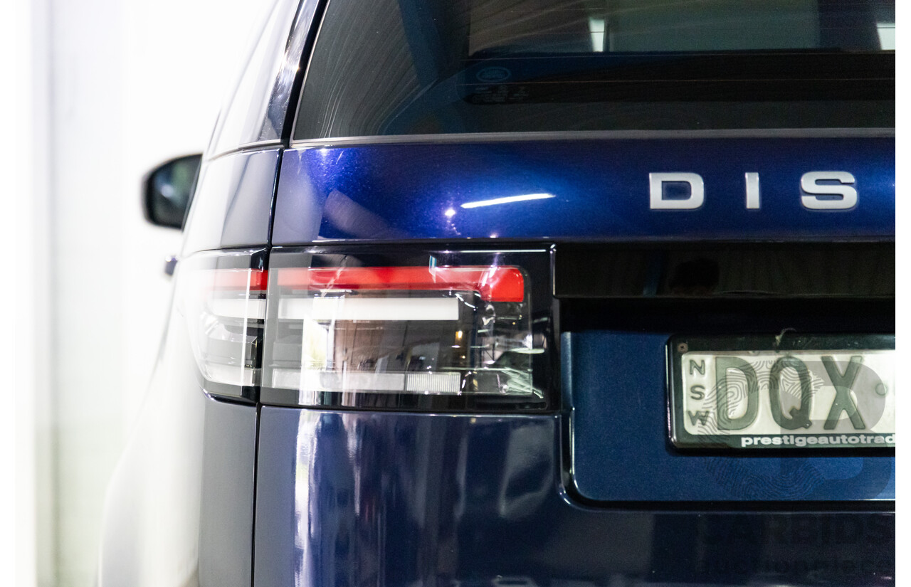 07/2017 Land Rover Discovery TD4 SE (4WD) MY17 4d Wagon Loire Blue Metallic Turbo Diesel 2.0L