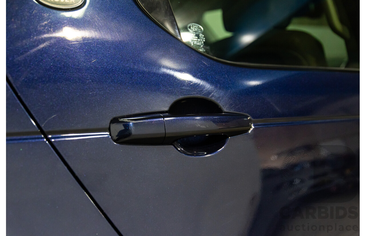 07/2017 Land Rover Discovery TD4 SE (4WD) MY17 4d Wagon Loire Blue Metallic Turbo Diesel 2.0L