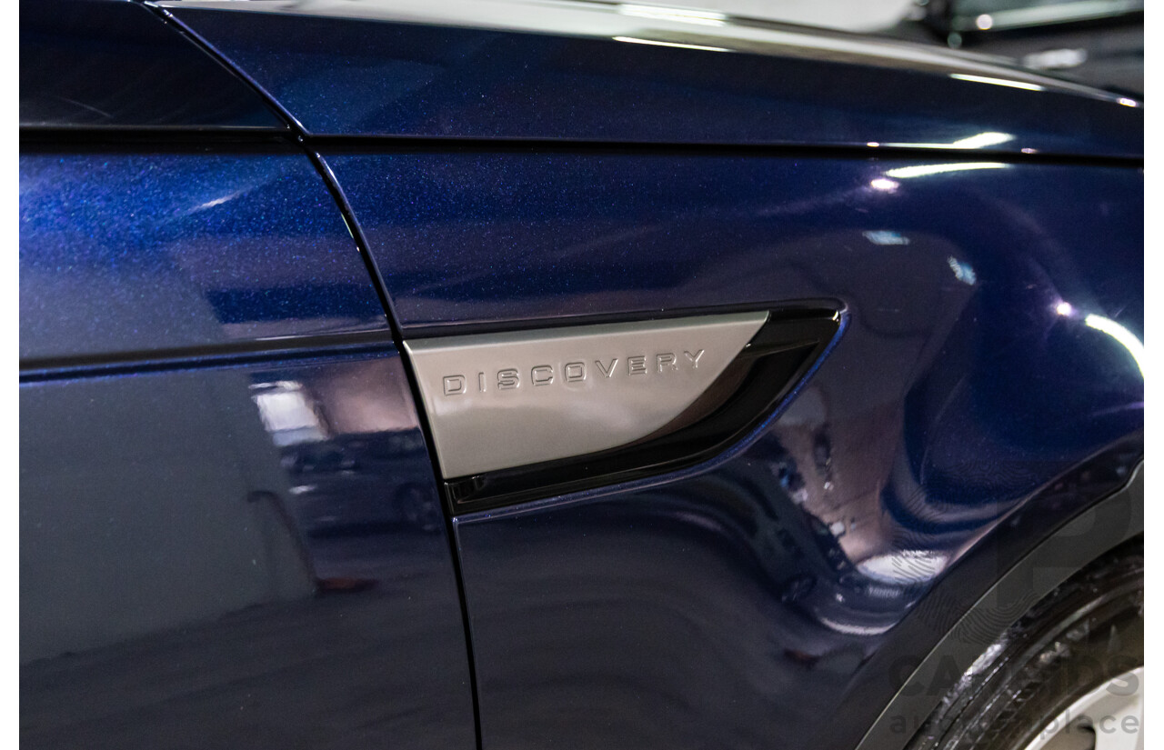 07/2017 Land Rover Discovery TD4 SE (4WD) MY17 4d Wagon Loire Blue Metallic Turbo Diesel 2.0L