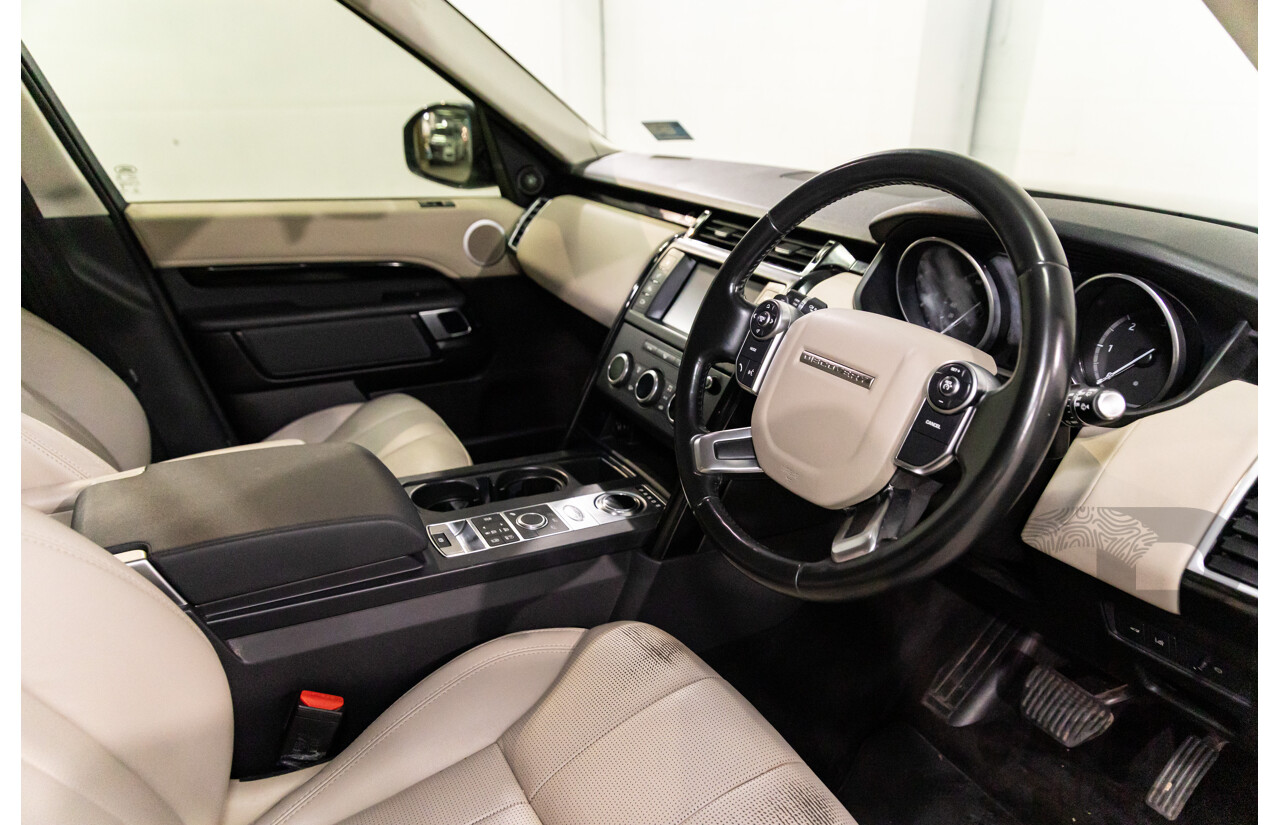 07/2017 Land Rover Discovery TD4 SE (4WD) MY17 4d Wagon Loire Blue Metallic Turbo Diesel 2.0L