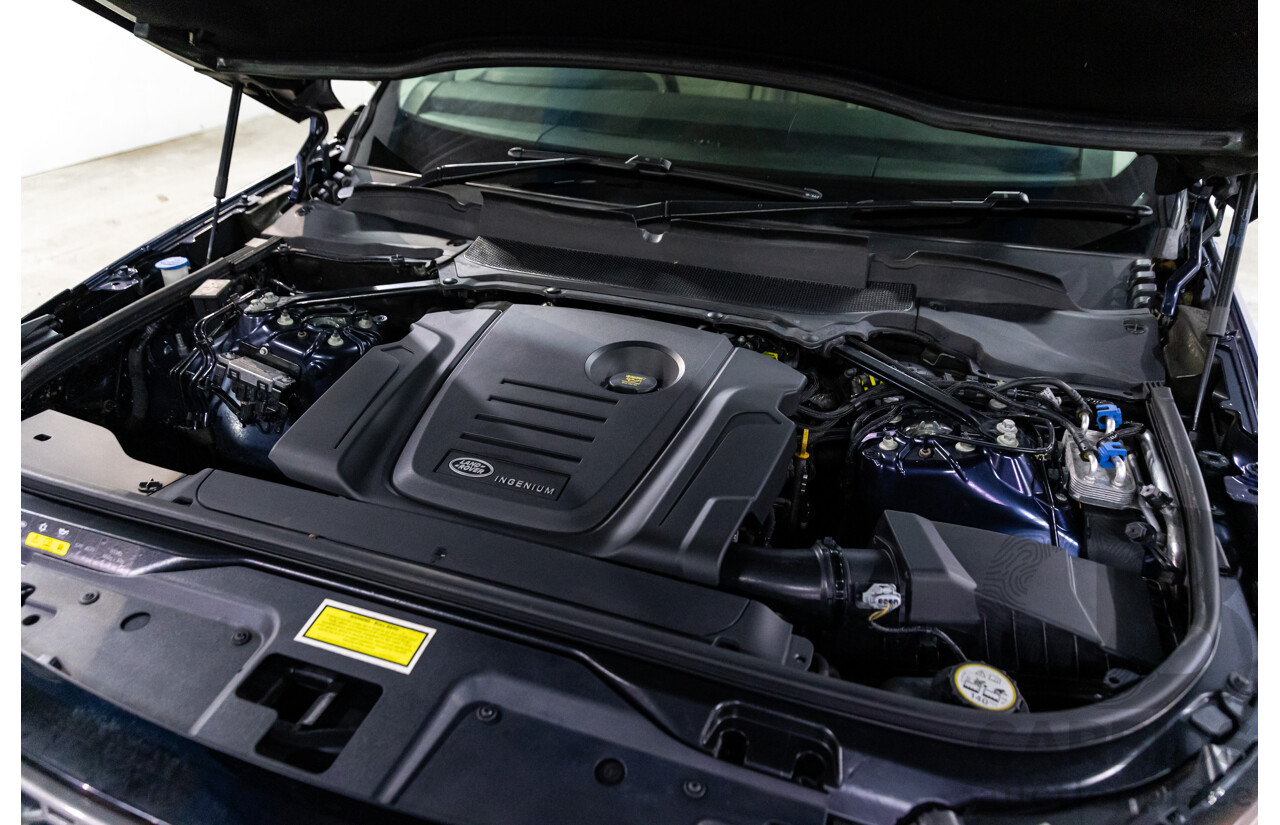 07/2017 Land Rover Discovery TD4 SE (4WD) MY17 4d Wagon Loire Blue Metallic Turbo Diesel 2.0L