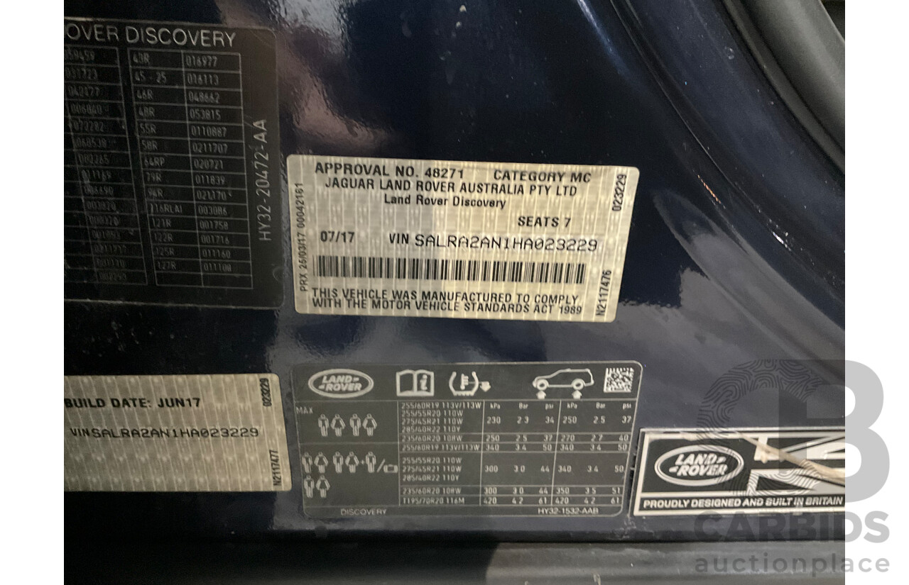 07/2017 Land Rover Discovery TD4 SE (4WD) MY17 4d Wagon Loire Blue Metallic Turbo Diesel 2.0L