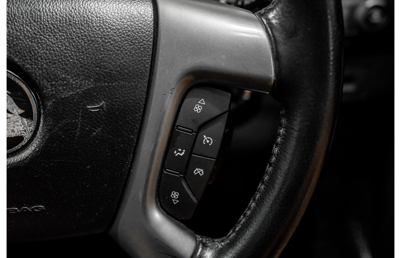 3/2014 Holden Captiva 7 LTZ (AWD) CG MY15 4d Wagon Summit White V6 3.0L - 7 Seater