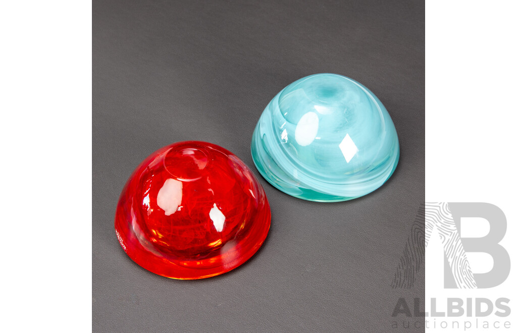 Pair of Atoll Art Glass Dishes by Anna Ehrner for Kosta Boda