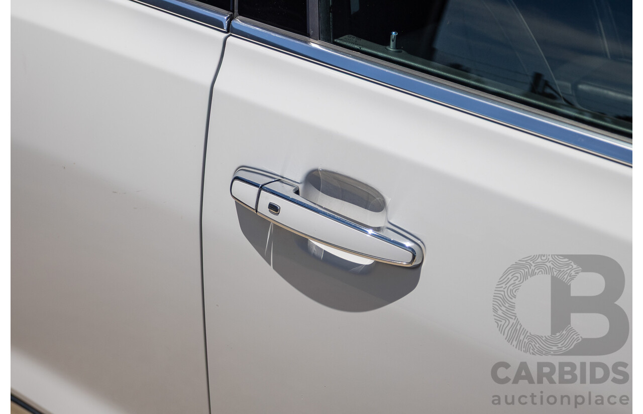 5/2019 Holden Acadia LTZ-V AC MY19 4D Wagon Summit White V6 3.6L - 7 seater