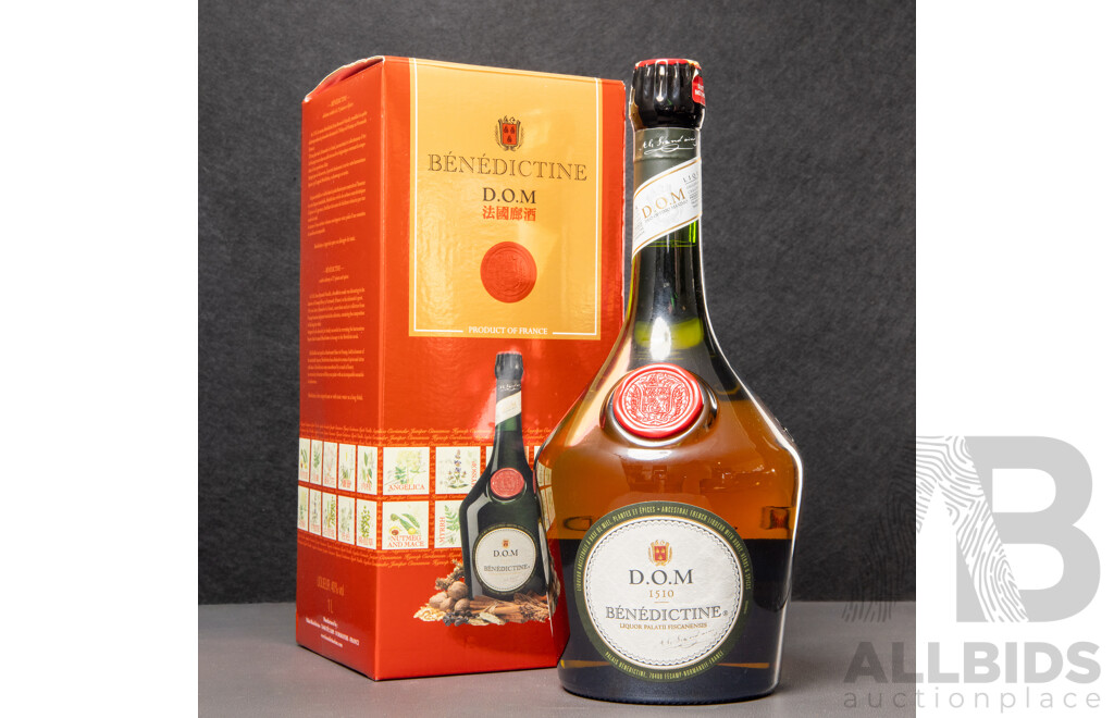 Boxed D.O.M. Benedictine Liquor Palatii Fiscanensis