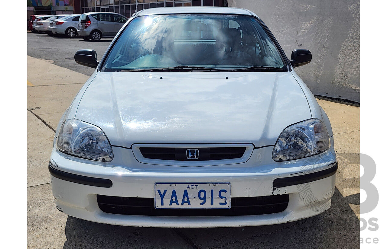 5/1998 Honda Civic CXi 3d Hatchback White 1.6L