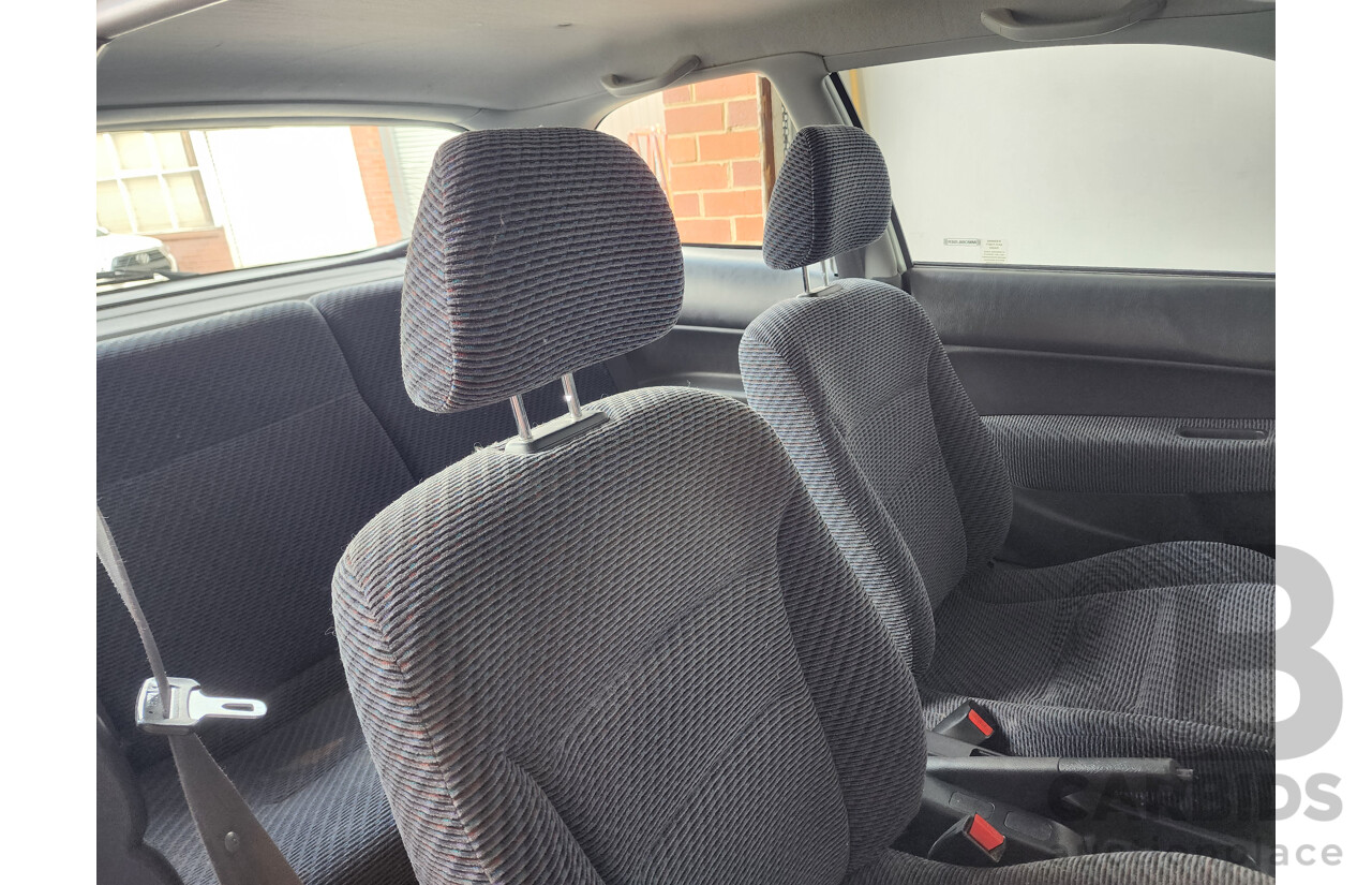 5/1998 Honda Civic CXi  3d Hatchback White 1.6L