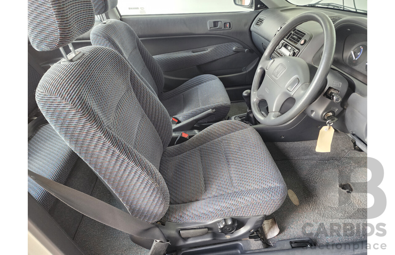 5/1998 Honda Civic CXi  3d Hatchback White 1.6L