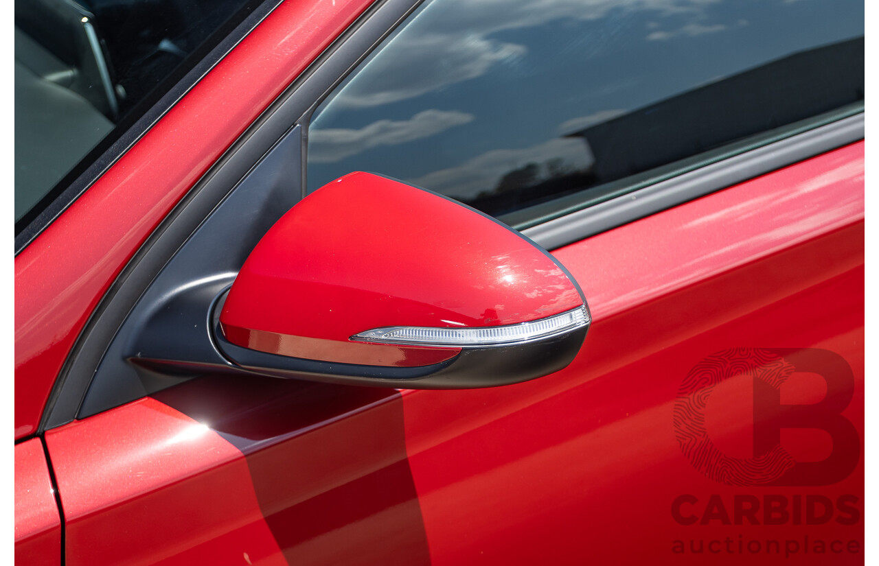 01/2018 Hyundai I30 Active PD 4D Hatchback Red 2.0L