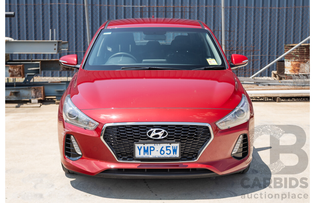 01/2018 Hyundai I30 Active PD 4D Hatchback Red 2.0L