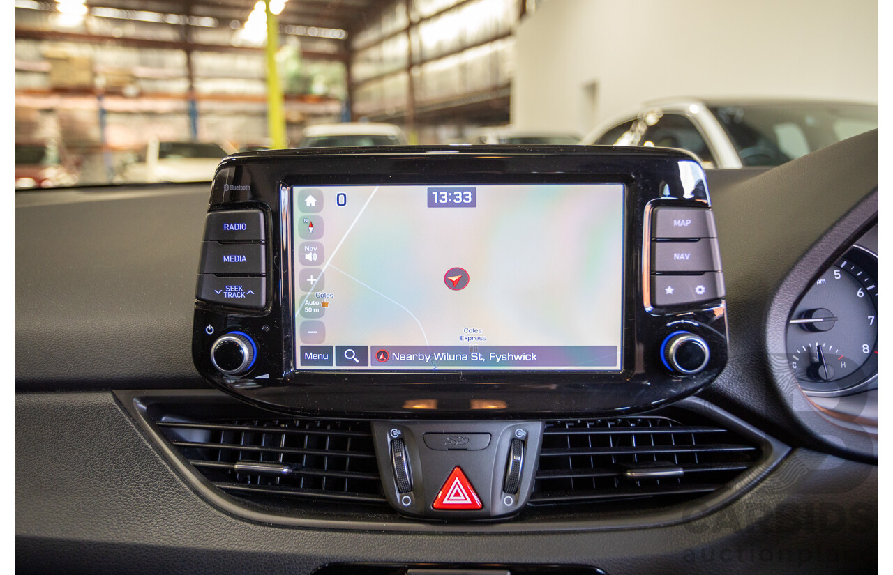 01/2018 Hyundai I30 Active PD 4D Hatchback Red 2.0L