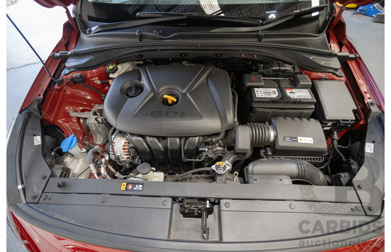 01/2018 Hyundai I30 Active PD 4D Hatchback Red 2.0L