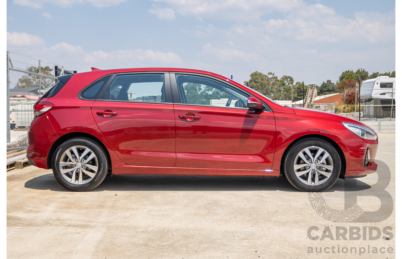 01/2018 Hyundai I30 Active PD 4D Hatchback Red 2.0L