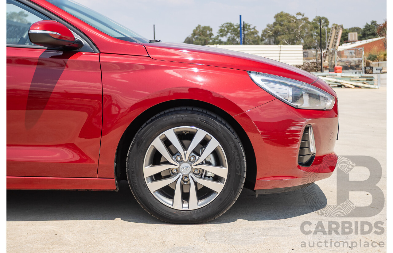 01/2018 Hyundai I30 Active PD 4D Hatchback Red 2.0L