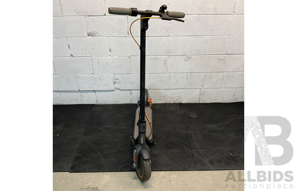 Ninebot E-Scooter