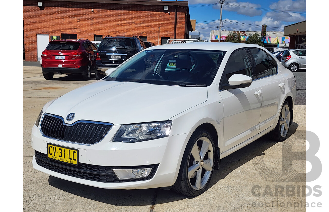 1/2014 Skoda Octavia 132 TSI Elegance NE 5d Hatchback White 1.8L