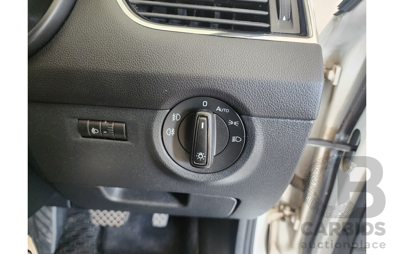 1/2014 Skoda Octavia 132 TSI Elegance NE 5d Hatchback White 1.8L