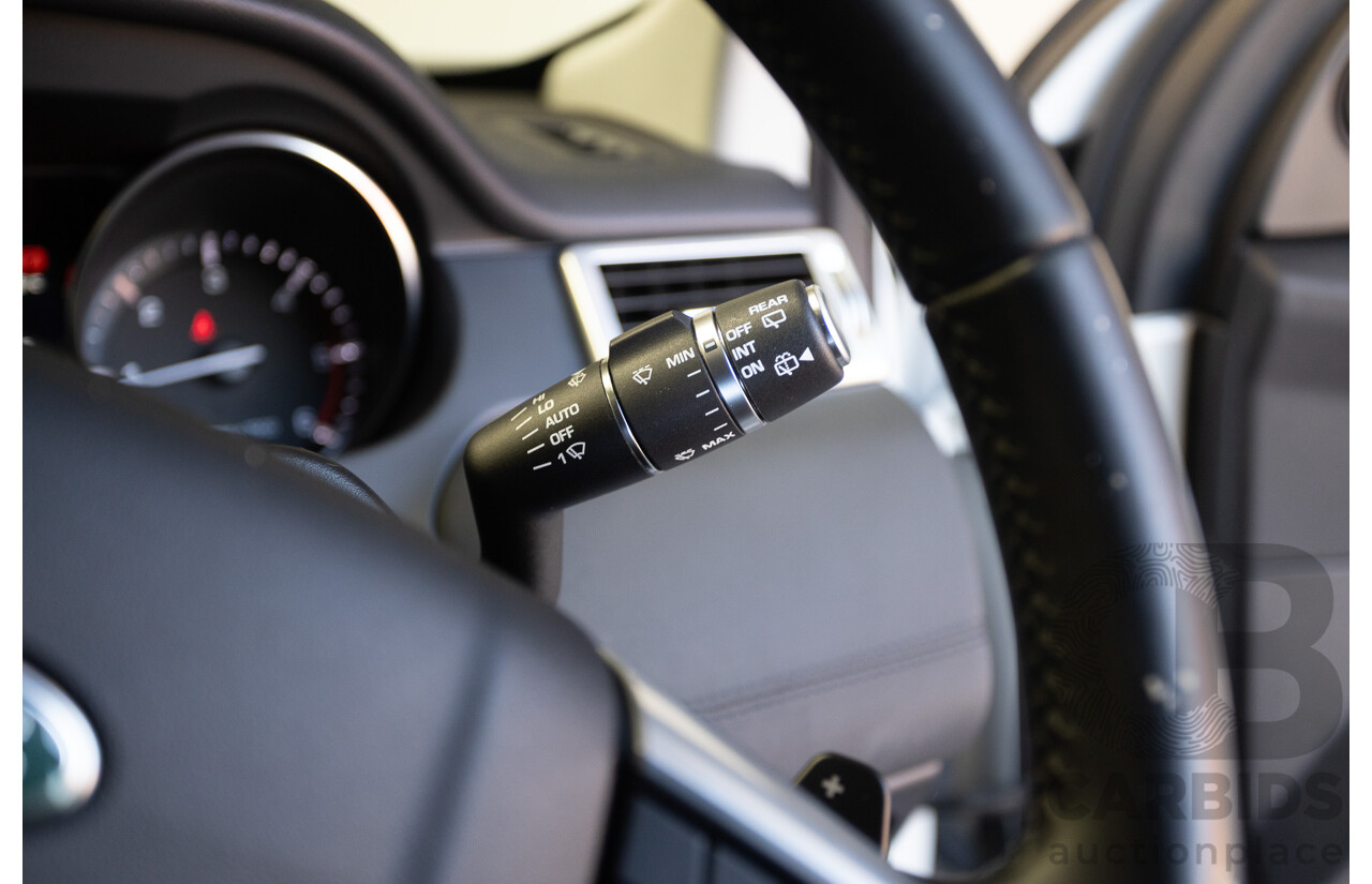 5/2015 Land Rover Discovery Sport SD4 SE (AWD) LC MY16.5 4D Wagon Fuji White Turbo Diesel 2.2L