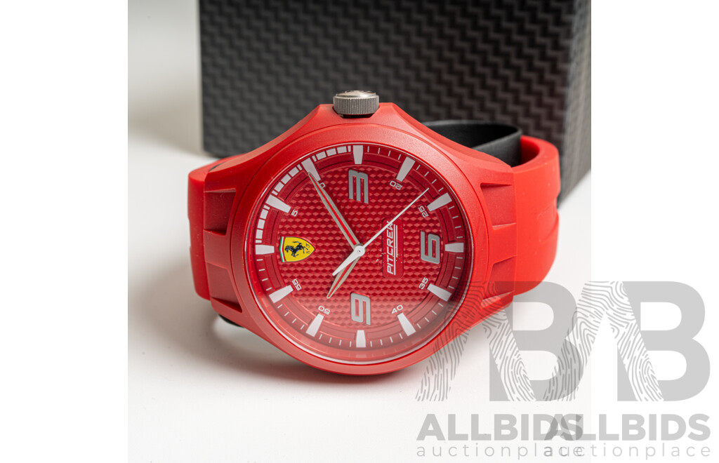 Scuderia Ferrari 44mm Red Watch, Model 830677