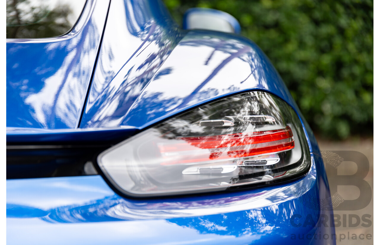 09/2017 Porsche 718 Cayman (RWD) 982 MY18 2d Coupe Sapphire Blue Metallic Turbo 2.0L