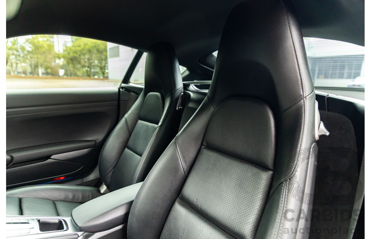 09/2017 Porsche 718 Cayman (RWD) 982 MY18 2d Coupe Sapphire Blue Metallic Turbo 2.0L