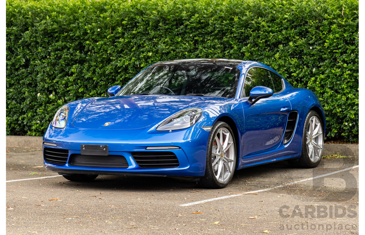 09/2017 Porsche 718 Cayman (RWD) 982 MY18 2d Coupe Sapphire Blue Metallic Turbo 2.0L