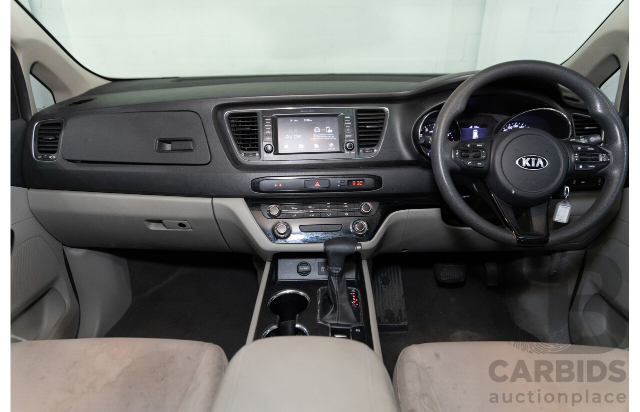 6/2018 Kia Carnival S YP MY16 Update 4d Wagon Snow White Pearl V6 3.3L - 8 Seater