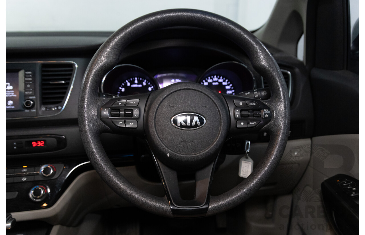 6/2018 Kia Carnival S YP MY16 Update 4d Wagon Snow White Pearl V6 3.3L - 8 Seater