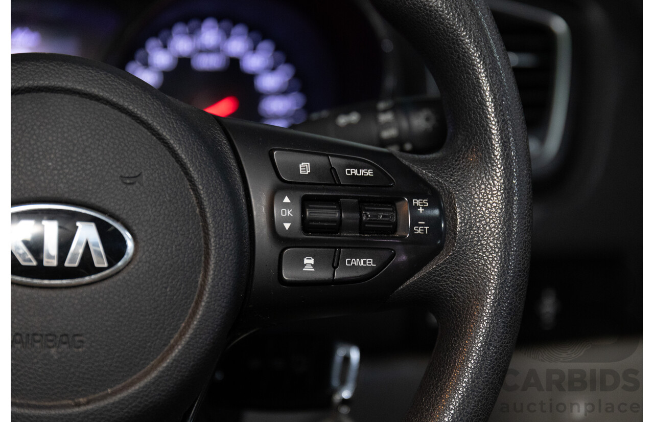 6/2018 Kia Carnival S YP MY16 Update 4d Wagon Snow White Pearl V6 3.3L - 8 Seater