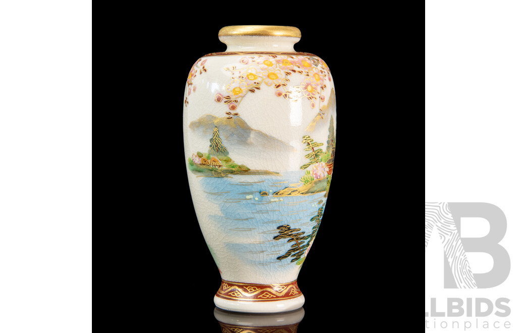 Japanese Meiji Satsuma Koshida Vase