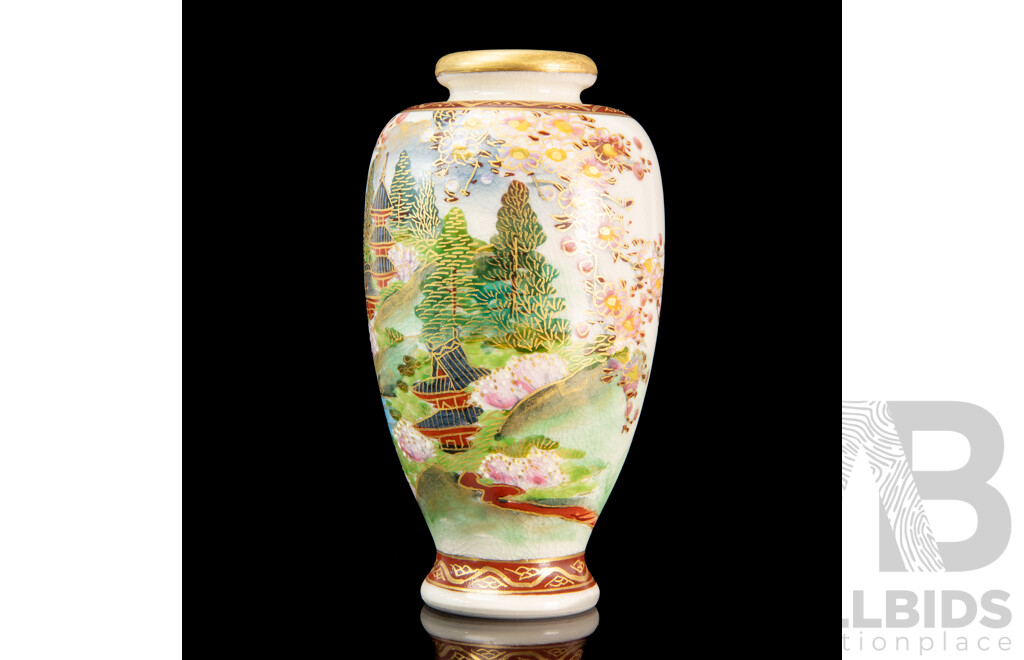 Japanese Meiji Satsuma Koshida Vase