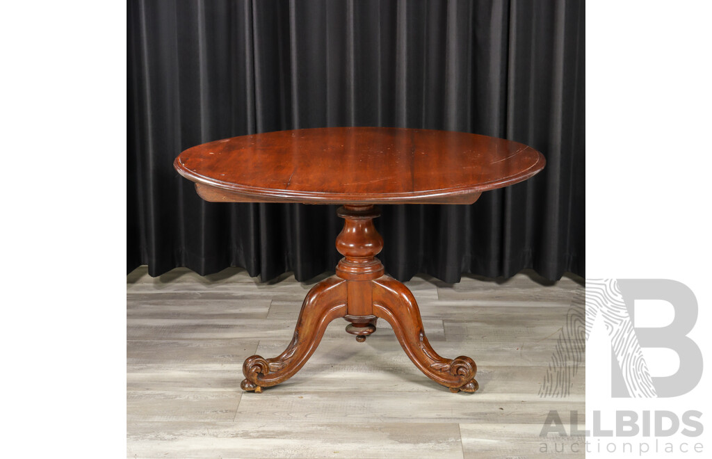 Round Victorian Mahogany Tilt Top Table
