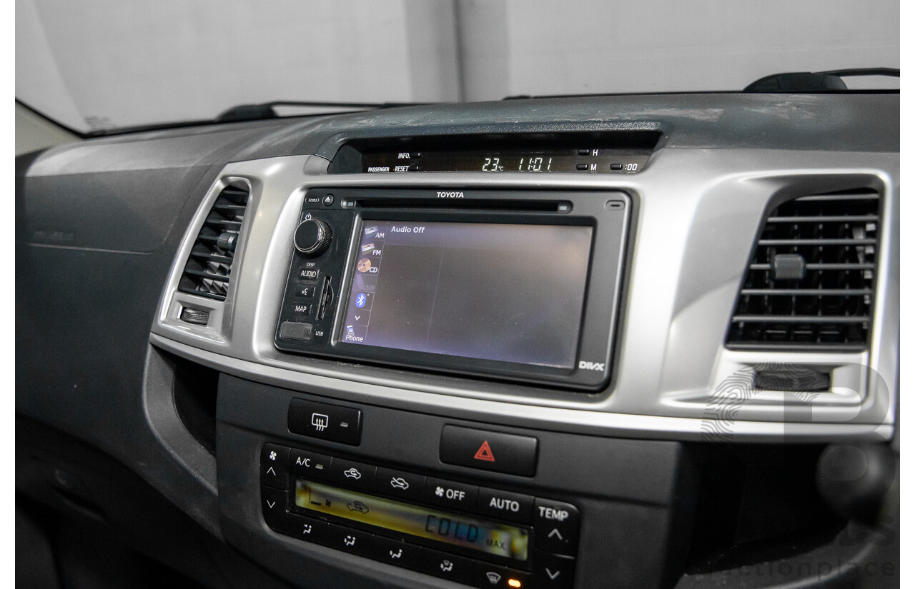 2/2012 Toyota Hilux SR5 (4x4) KUN26R MY12 Dual Cab P/Up Black Mica Turbo Diesel 3.0L