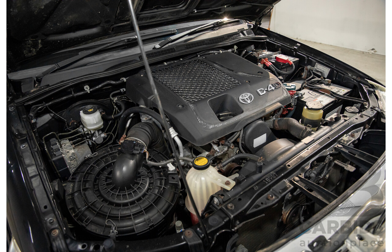 2/2012 Toyota Hilux SR5 (4x4) KUN26R MY12 Dual Cab P/Up Black Mica Turbo Diesel 3.0L