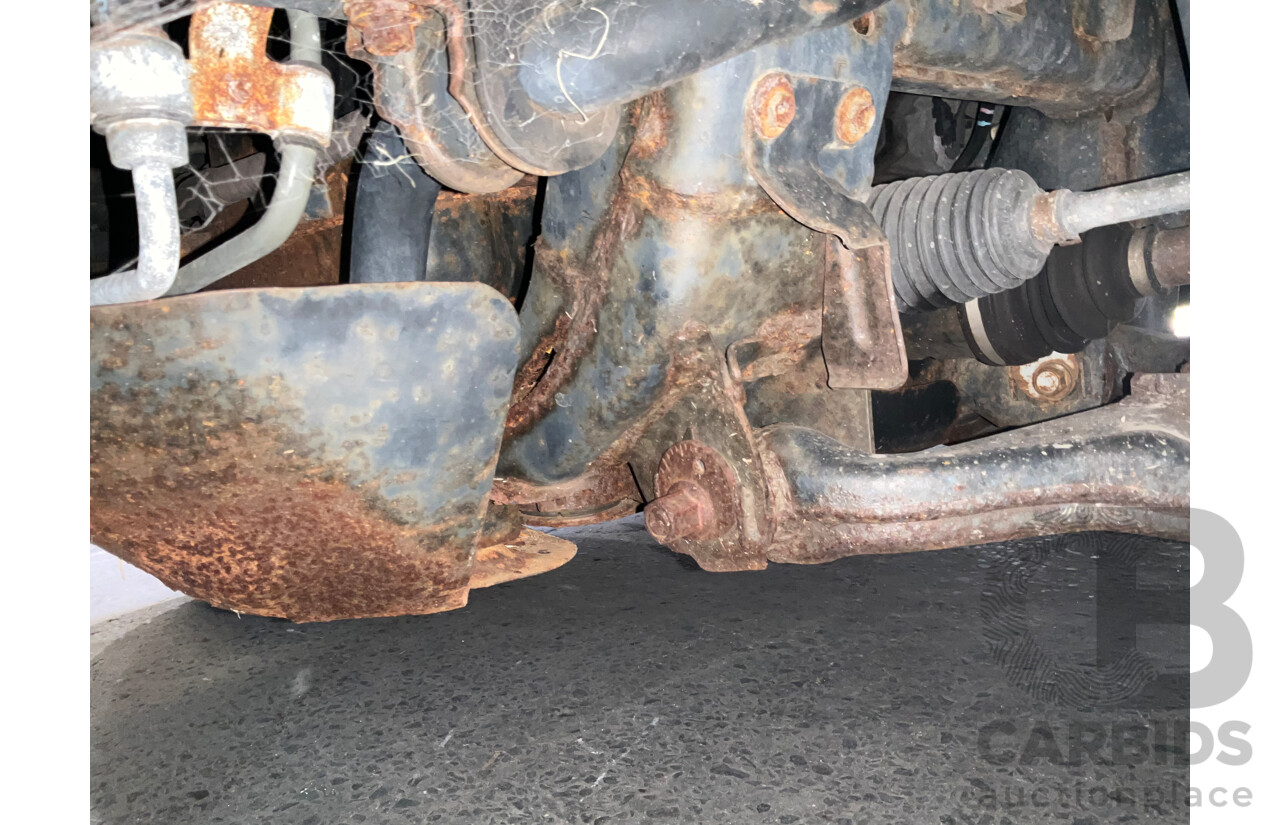 2/2012 Toyota Hilux SR5 (4x4) KUN26R MY12 Dual Cab P/Up Black Mica Turbo Diesel 3.0L