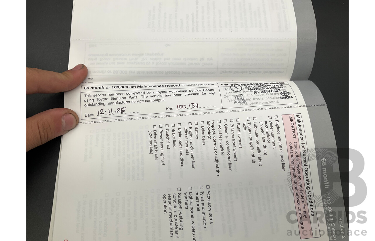 2/2012 Toyota Hilux SR5 (4x4) KUN26R MY12 Dual Cab P/Up Black Mica Turbo Diesel 3.0L