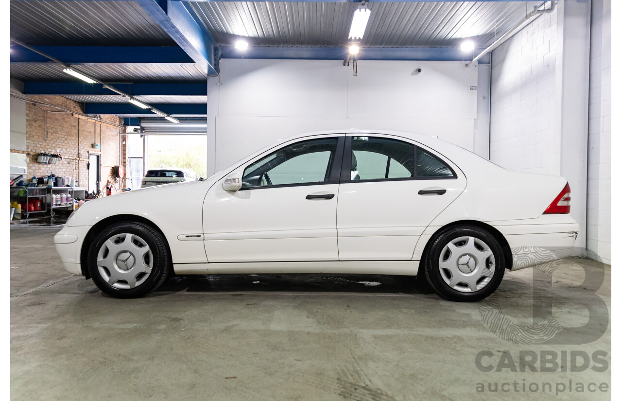 1/2002 Mercedes-Benz C240 Classic W203 4d Sedan Alablaster White V6 2.6L