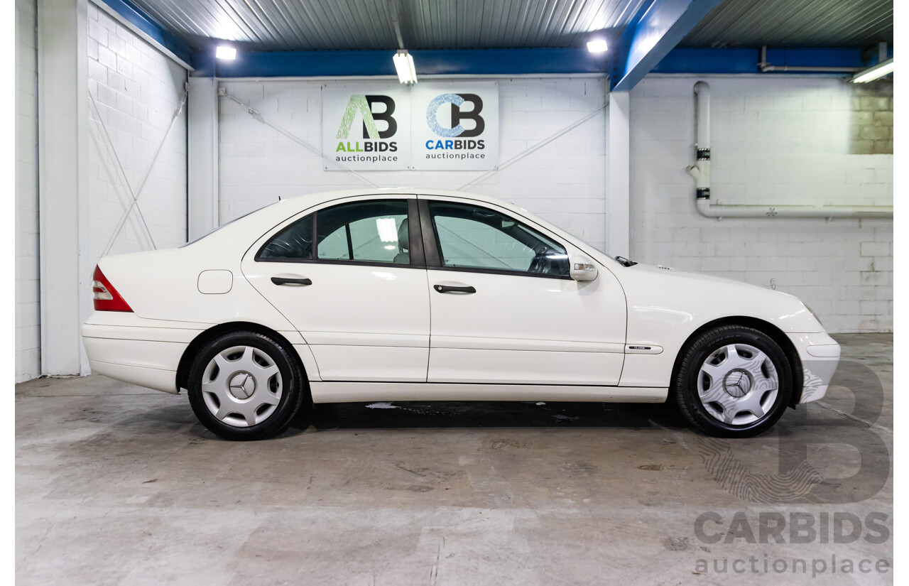 1/2002 Mercedes-Benz C240 Classic W203 4d Sedan Alablaster White V6 2.6L