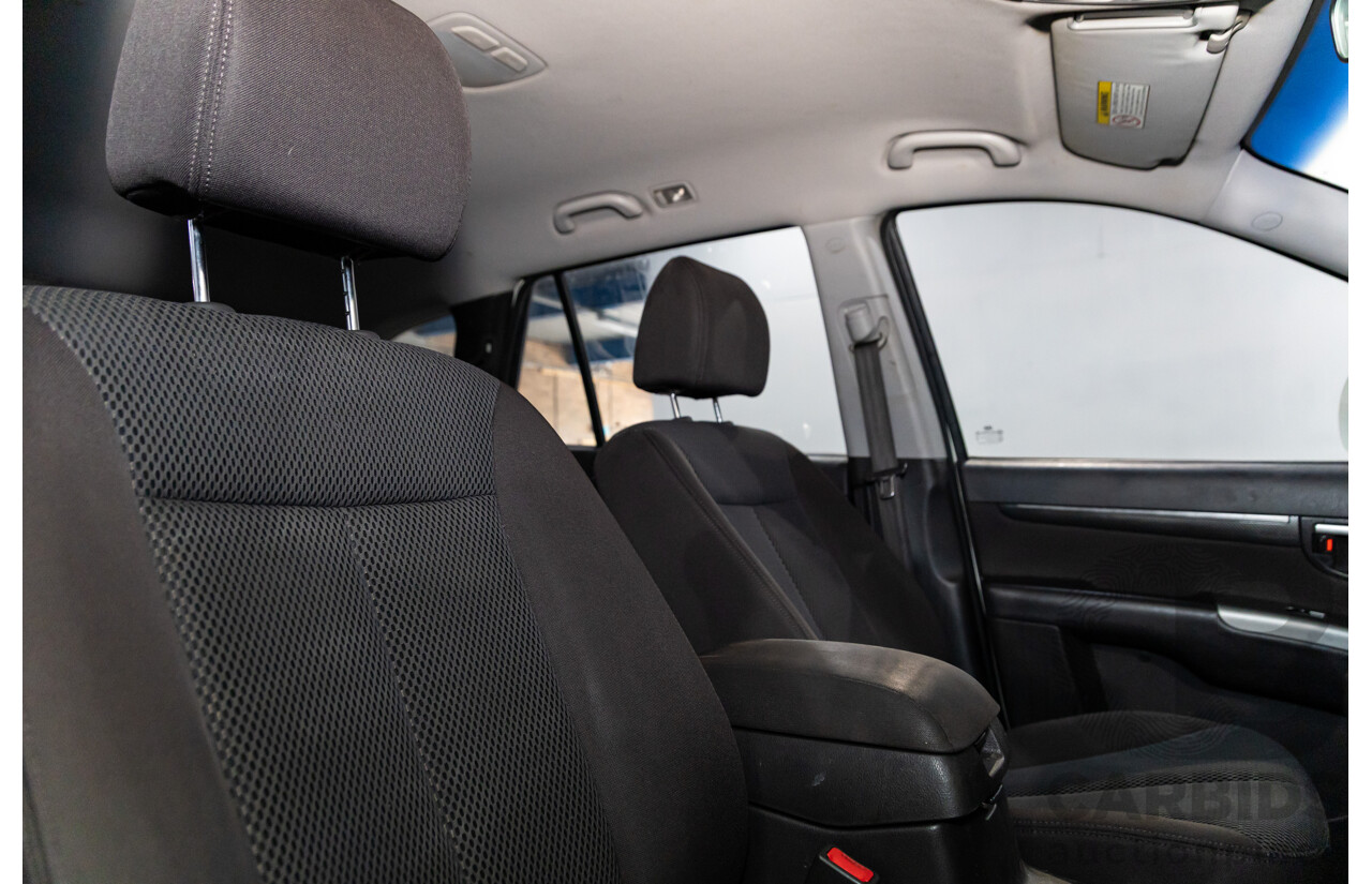 3/2010 Hyundai Santa Fe Elite CRDi (4x4) CM MY10 4d Wagon Vanilla White Turbo Diesel 2.2L - 7 Seater