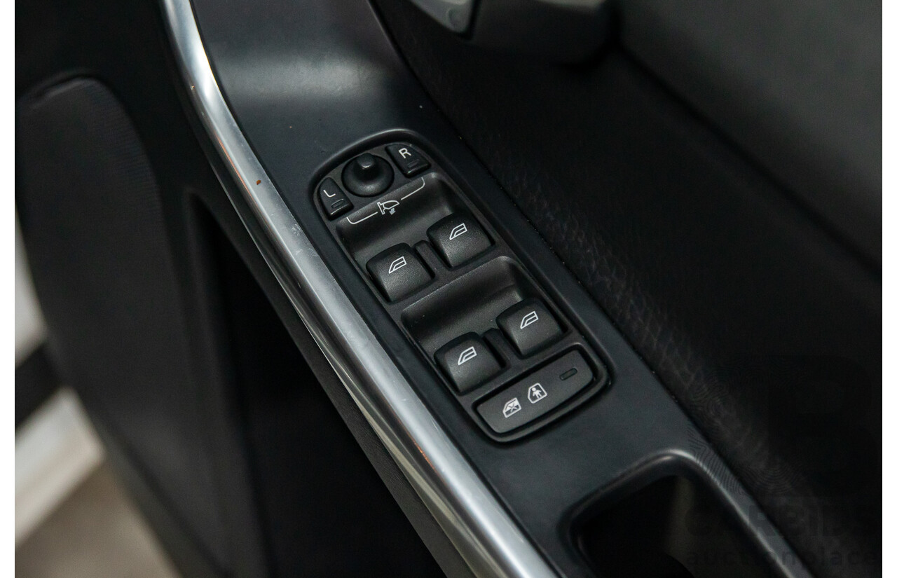 3/2014 Volvo XC60 D4 Luxury DZ MY14 4d Wagon Crystal White Pearl Turbo Diesel 2.0L