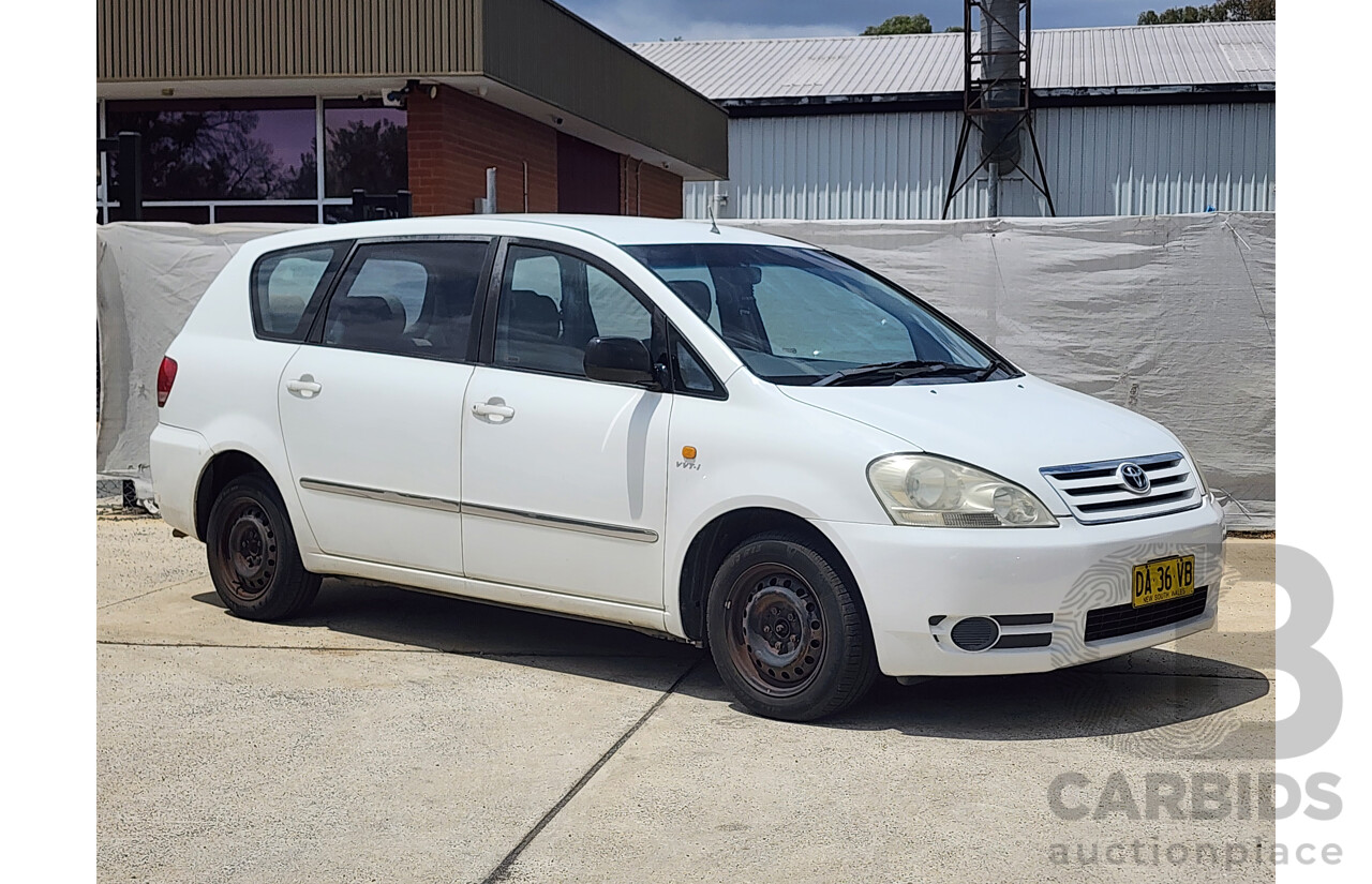 8/2002 Toyota Avensis Verso GLX ACM20R 4d Wagon White 2.0L