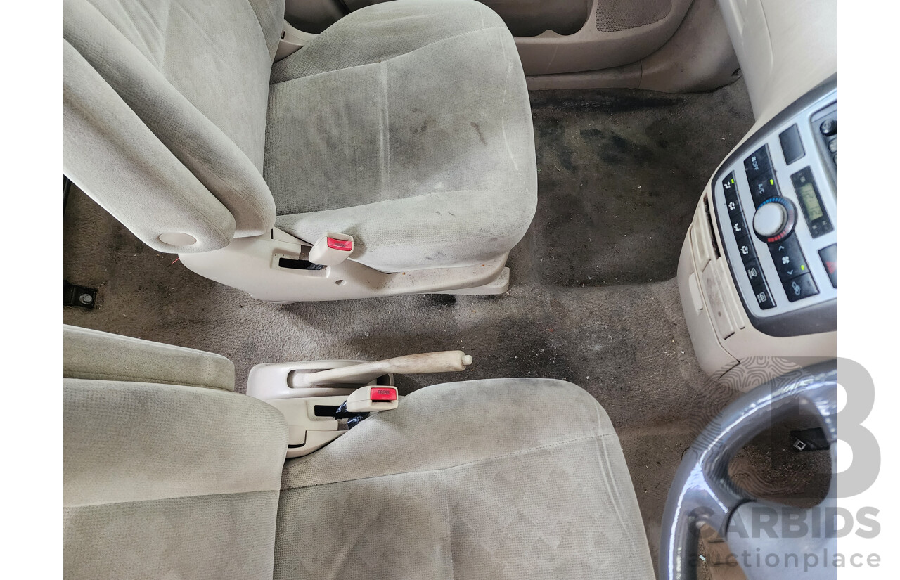 8/2002 Toyota Avensis Verso GLX ACM20R 4d Wagon White 2.0L